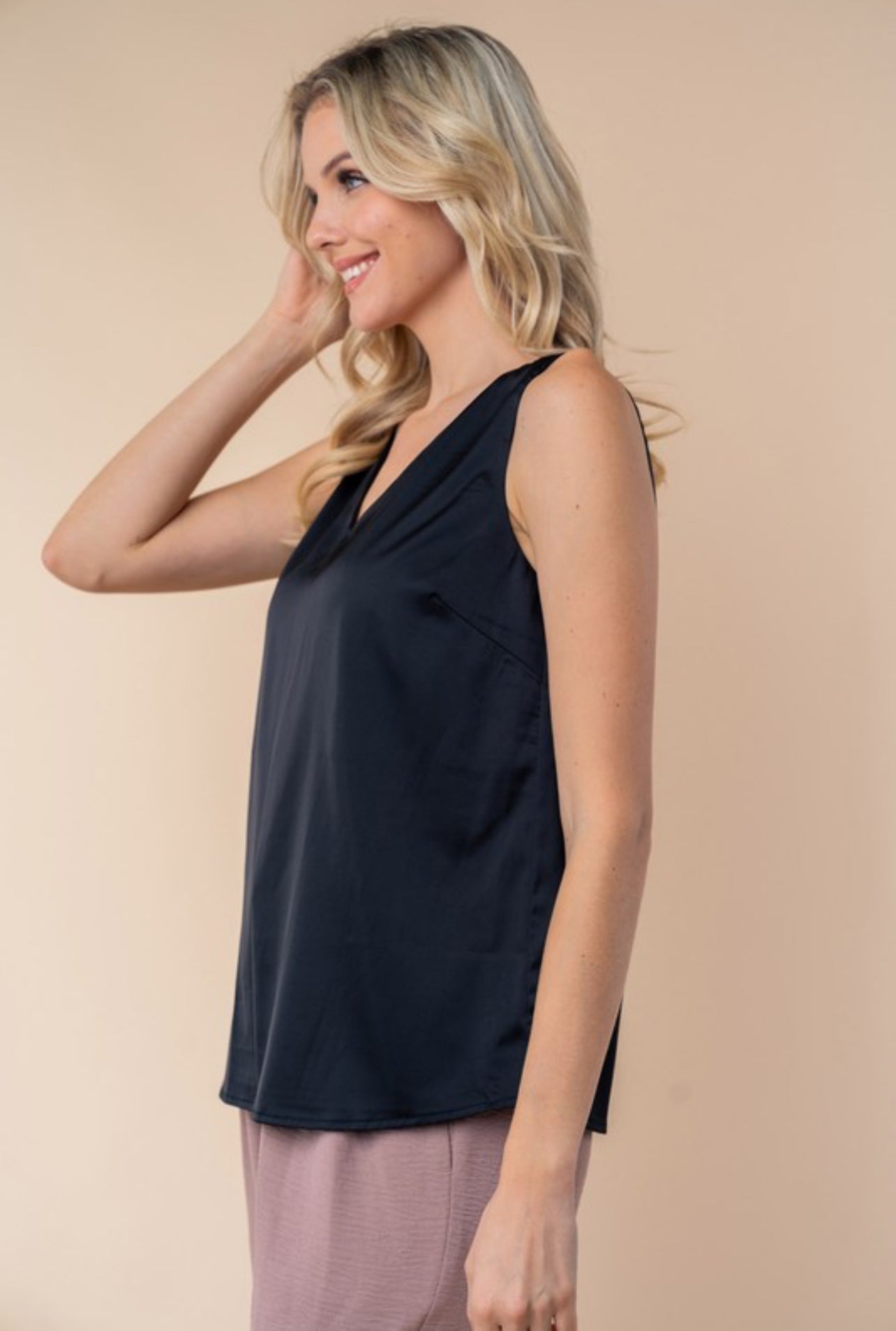Subtle Shine Seriously Chic Top In Black