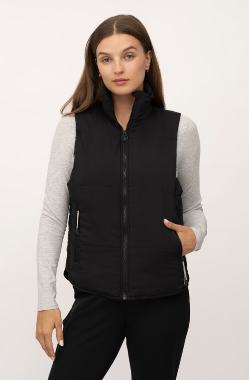 Wink & Smile Lightweight Puffer Vest In Black
