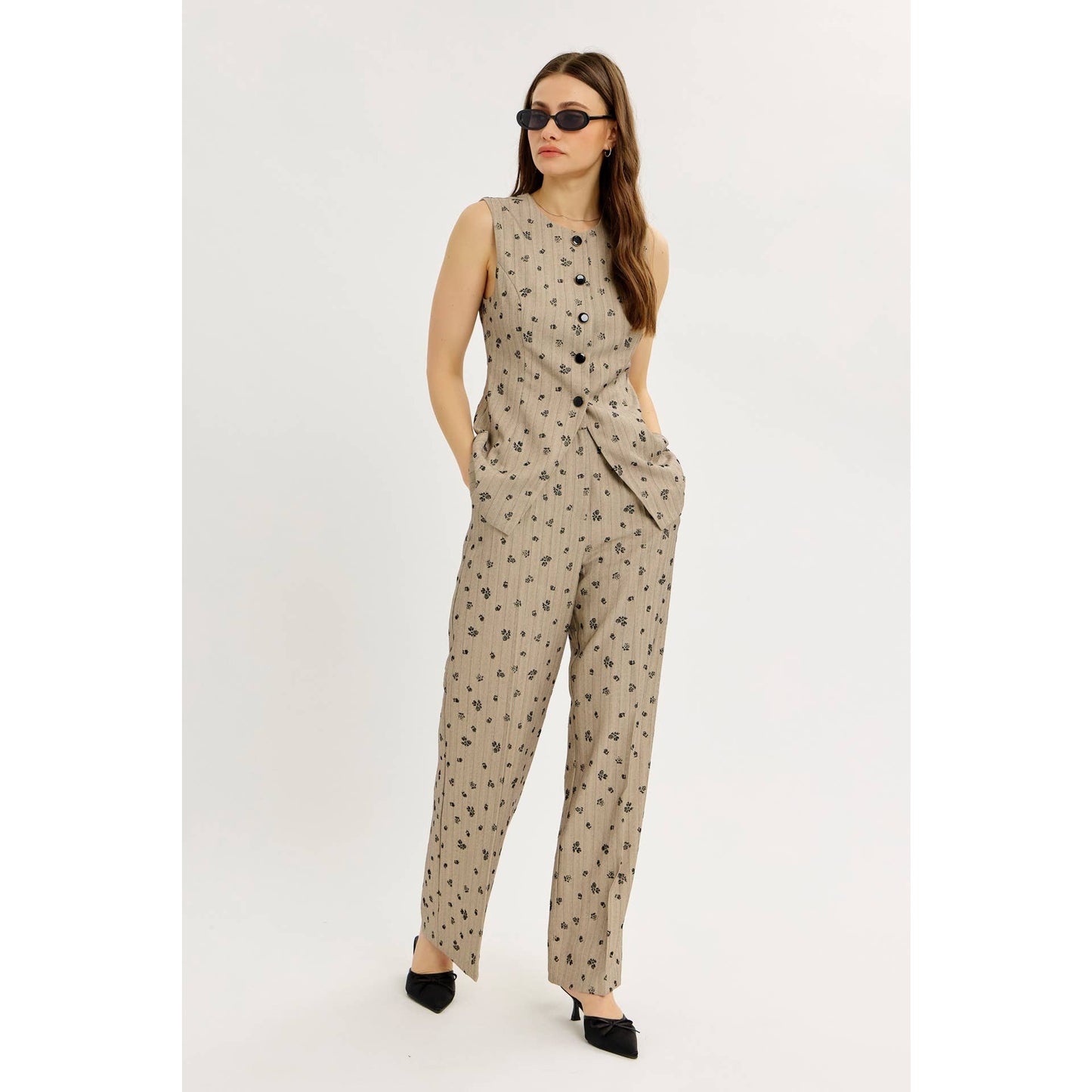 Subtle Femininity Tailored Pants