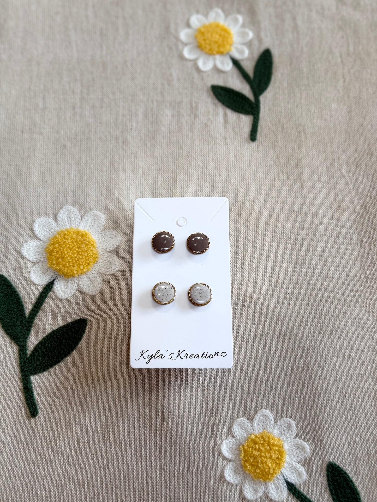 Circle Stud Set