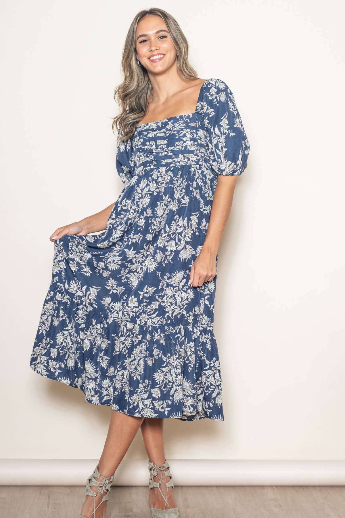Romantic Pleats Dress