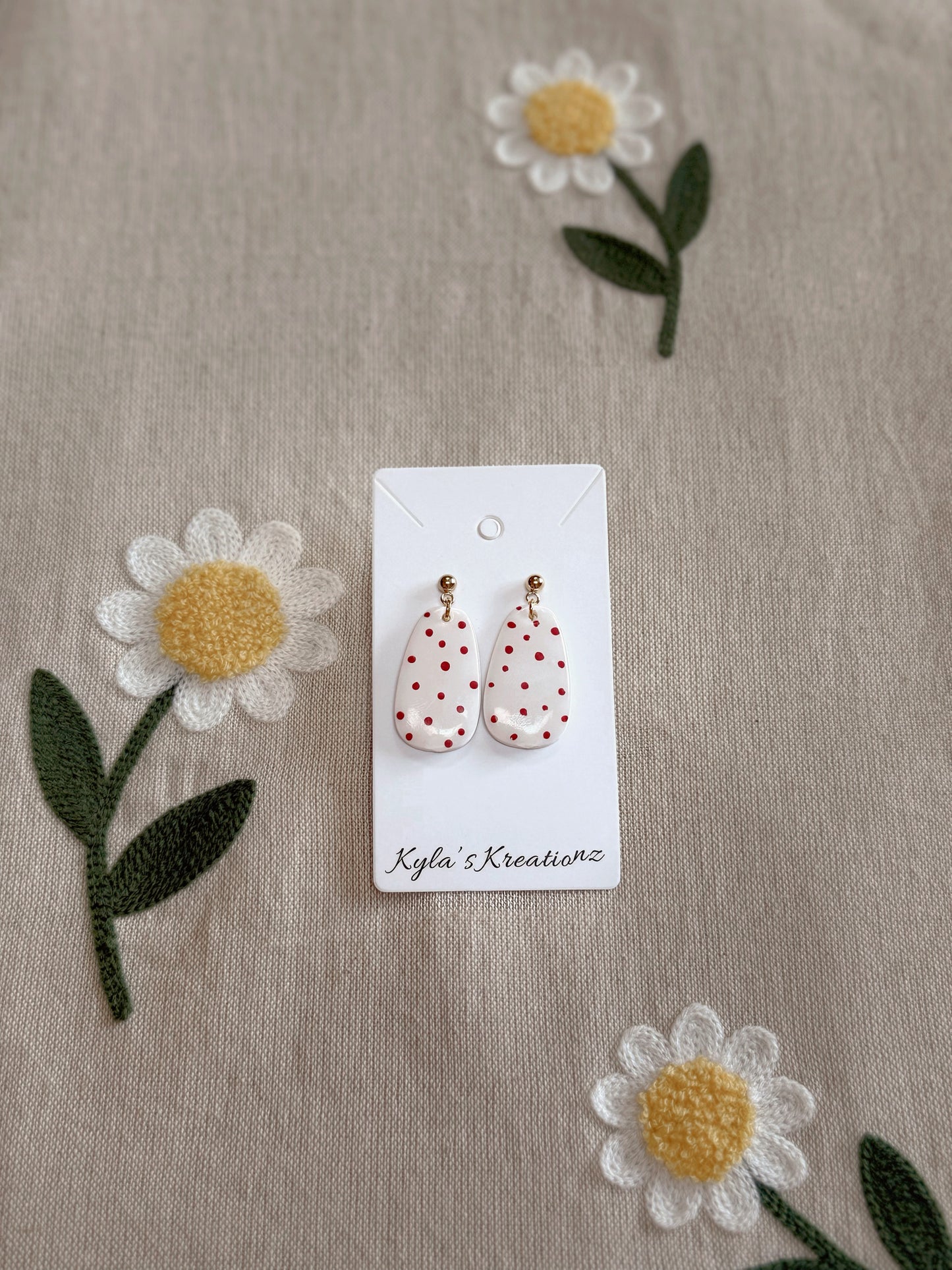 While the heart is young Earrings