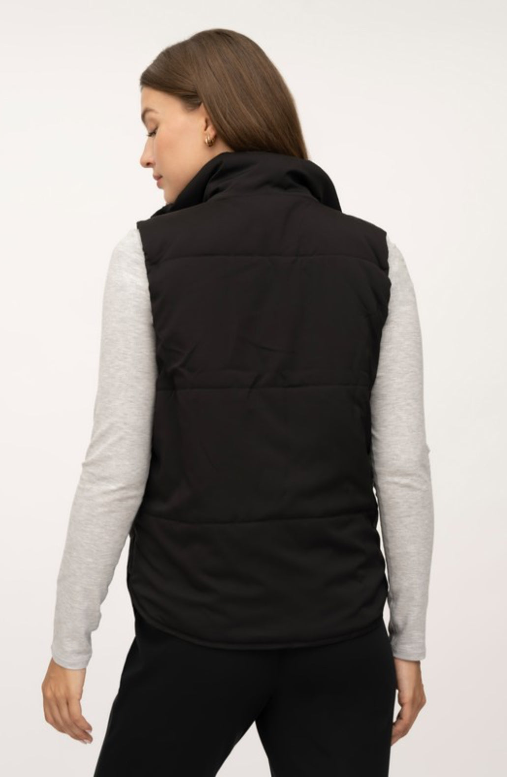 Wink & Smile Lightweight Puffer Vest In Black