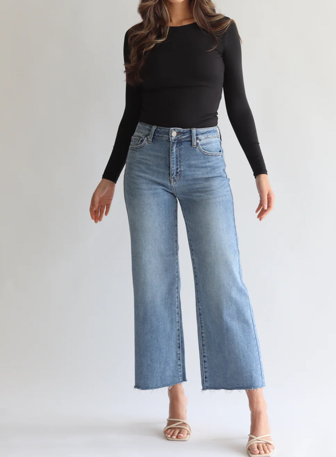 Verity HR Jeans In Med Wash