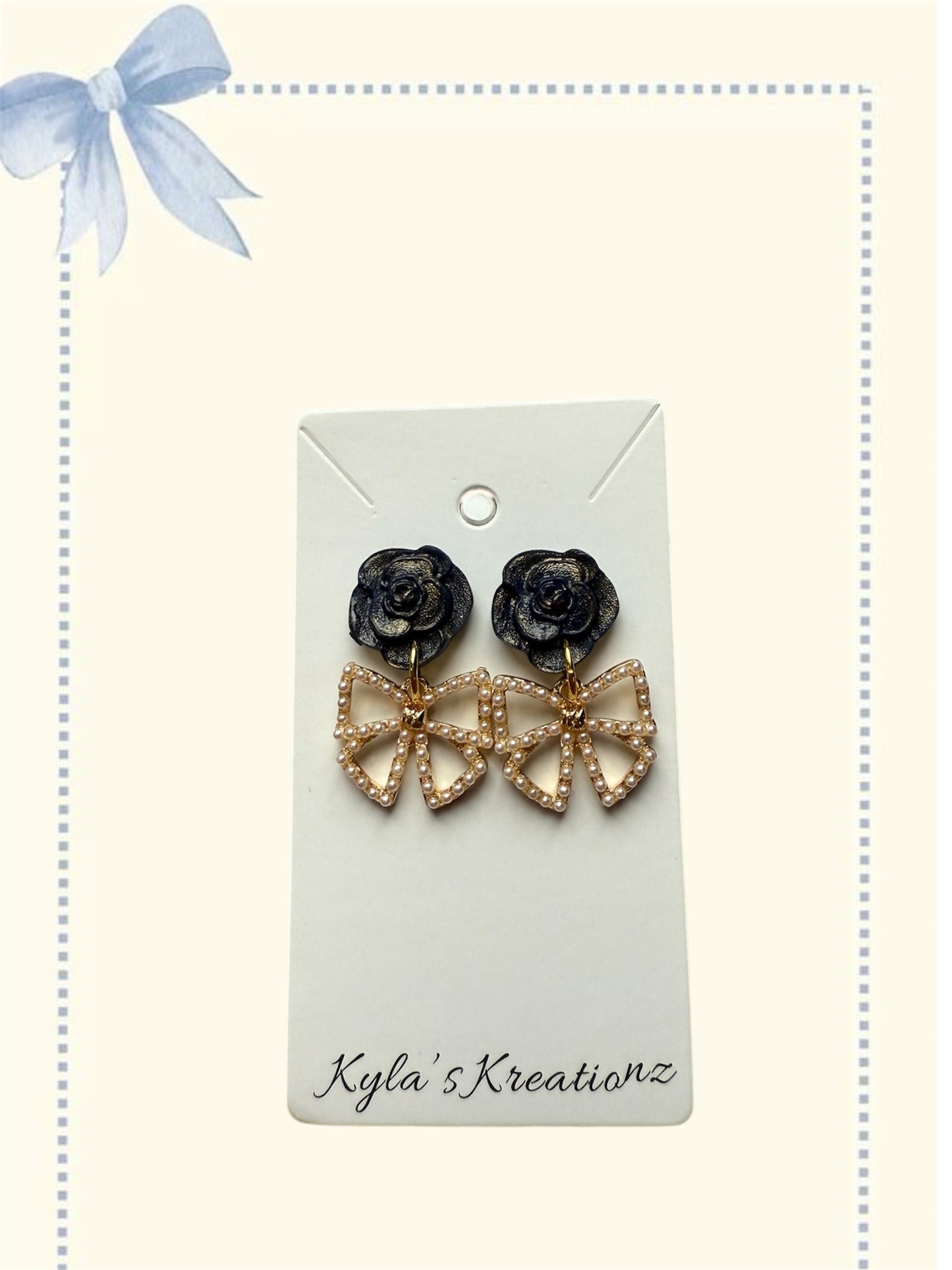 Navy Flower Pearls