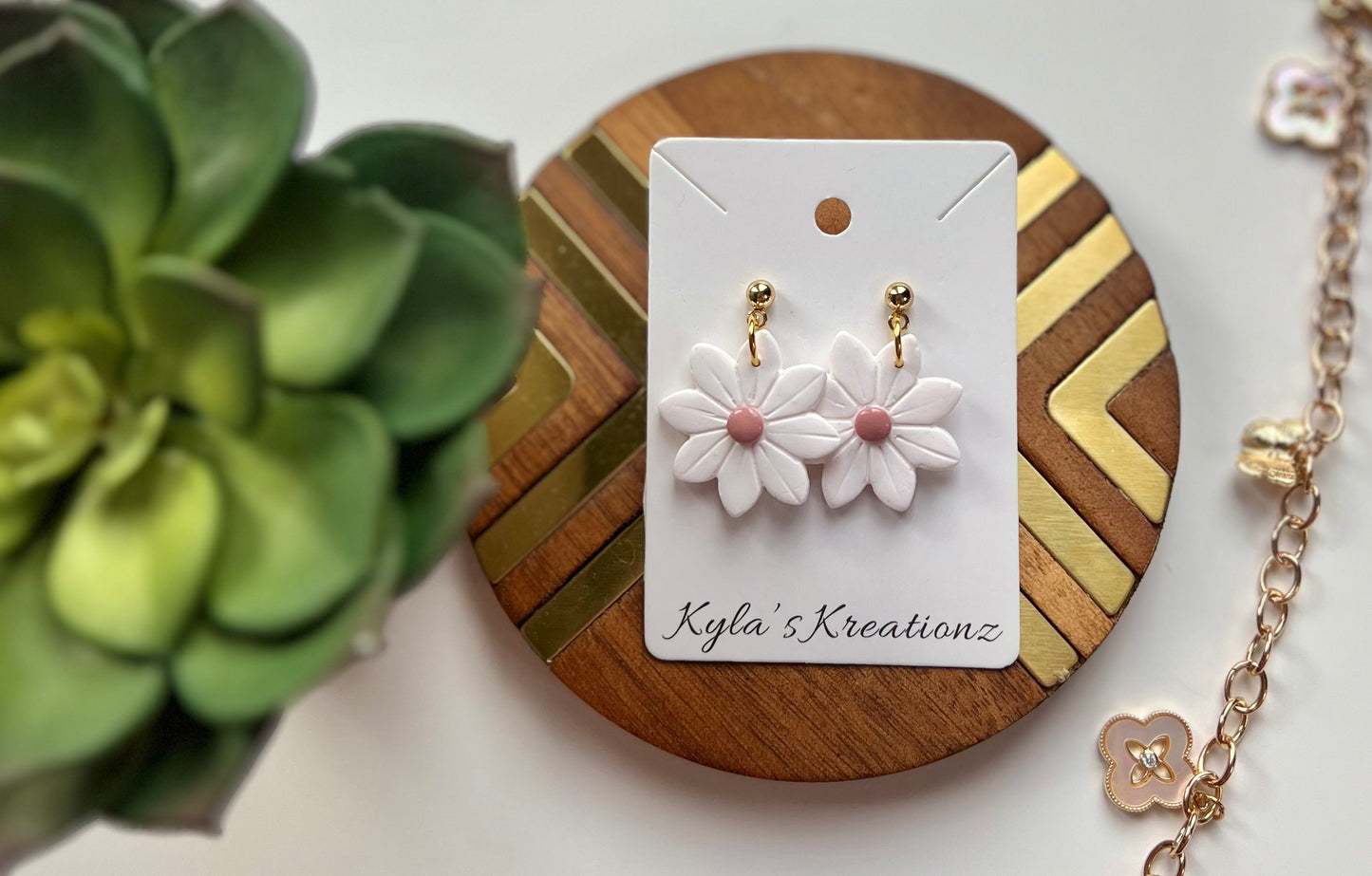 Aesthetic Daisies