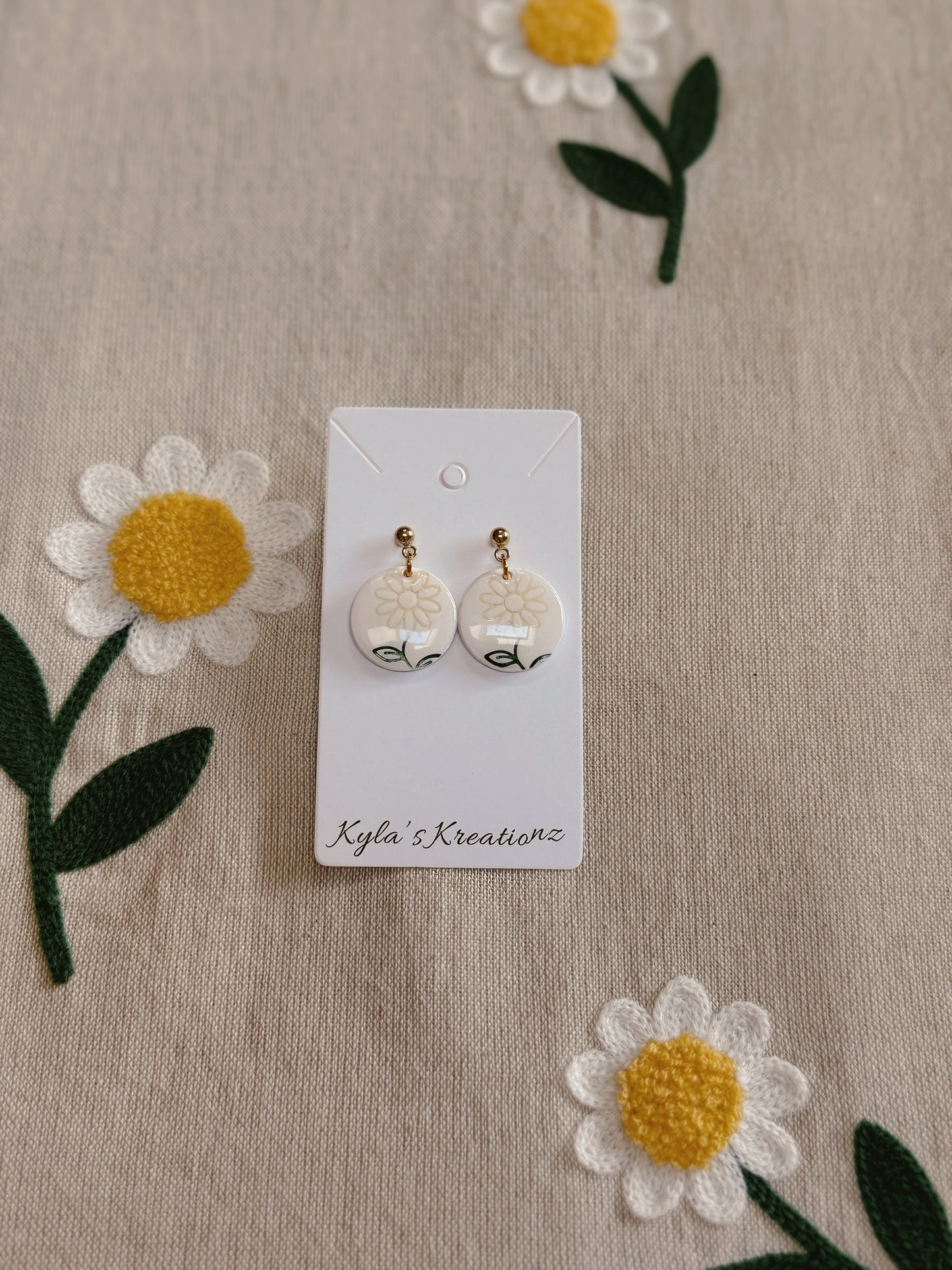 You can ask for flowers Earrings