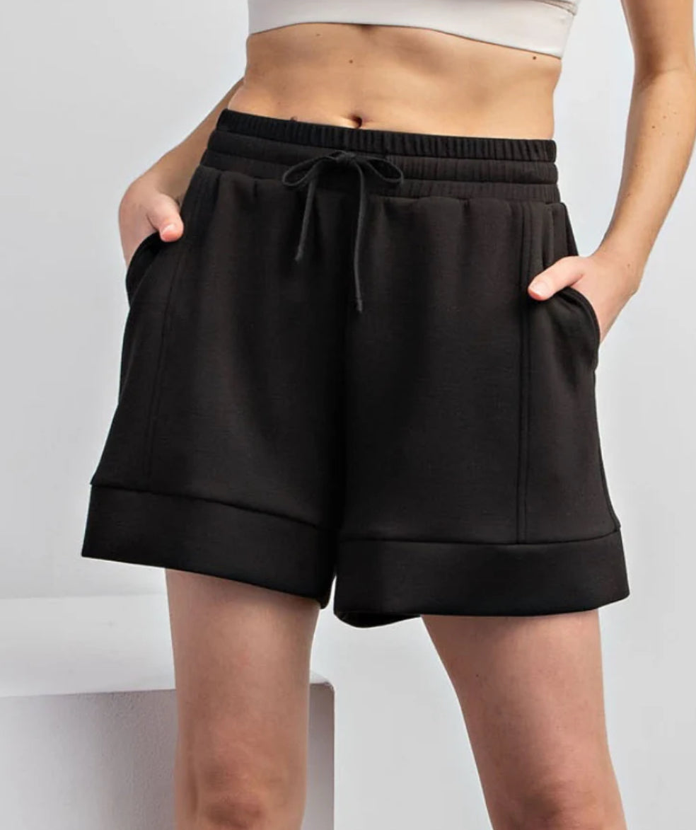 Race To Relax Shorts In Black