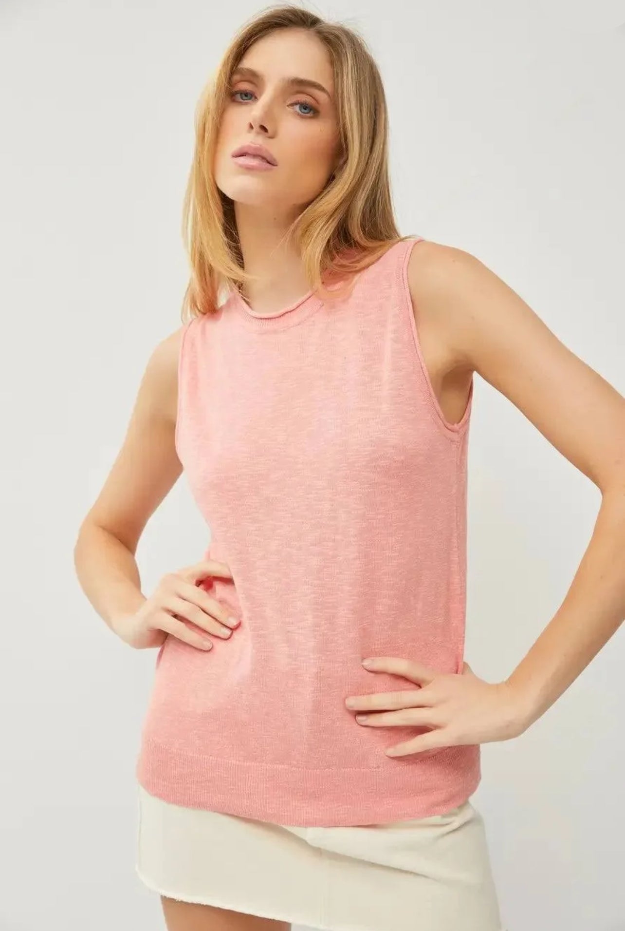 Savannah Sleeveless Sweater In Papaya