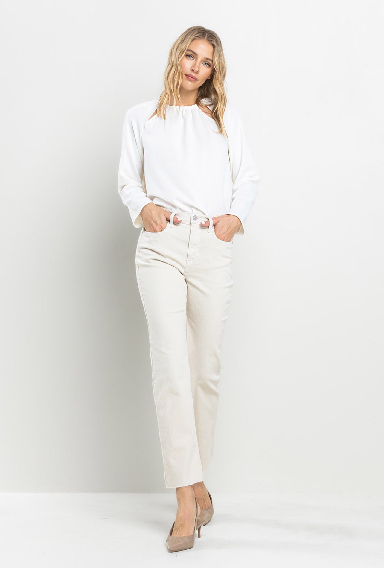 Whisper White HR Straight Jean