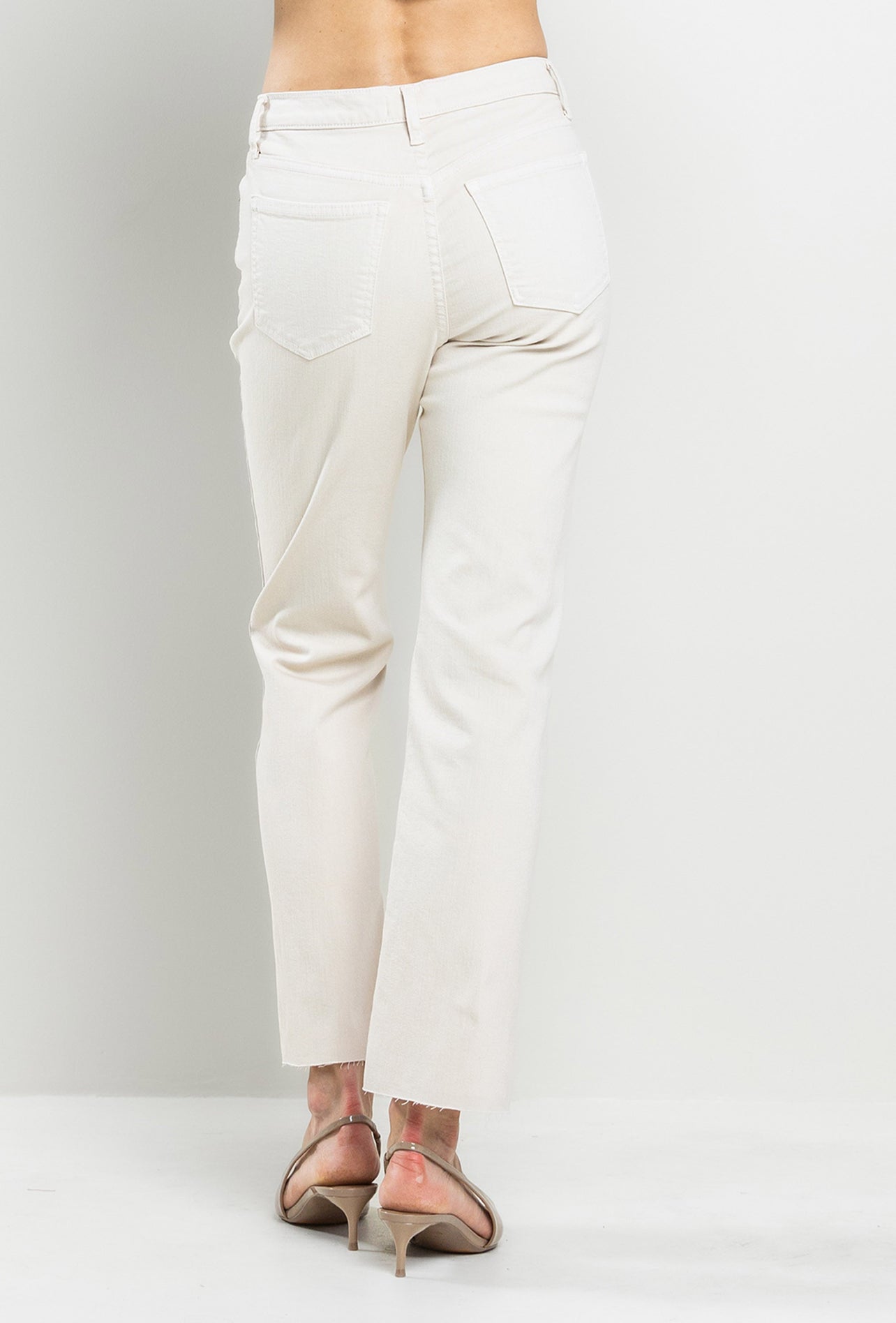 Whisper White HR Straight Jean