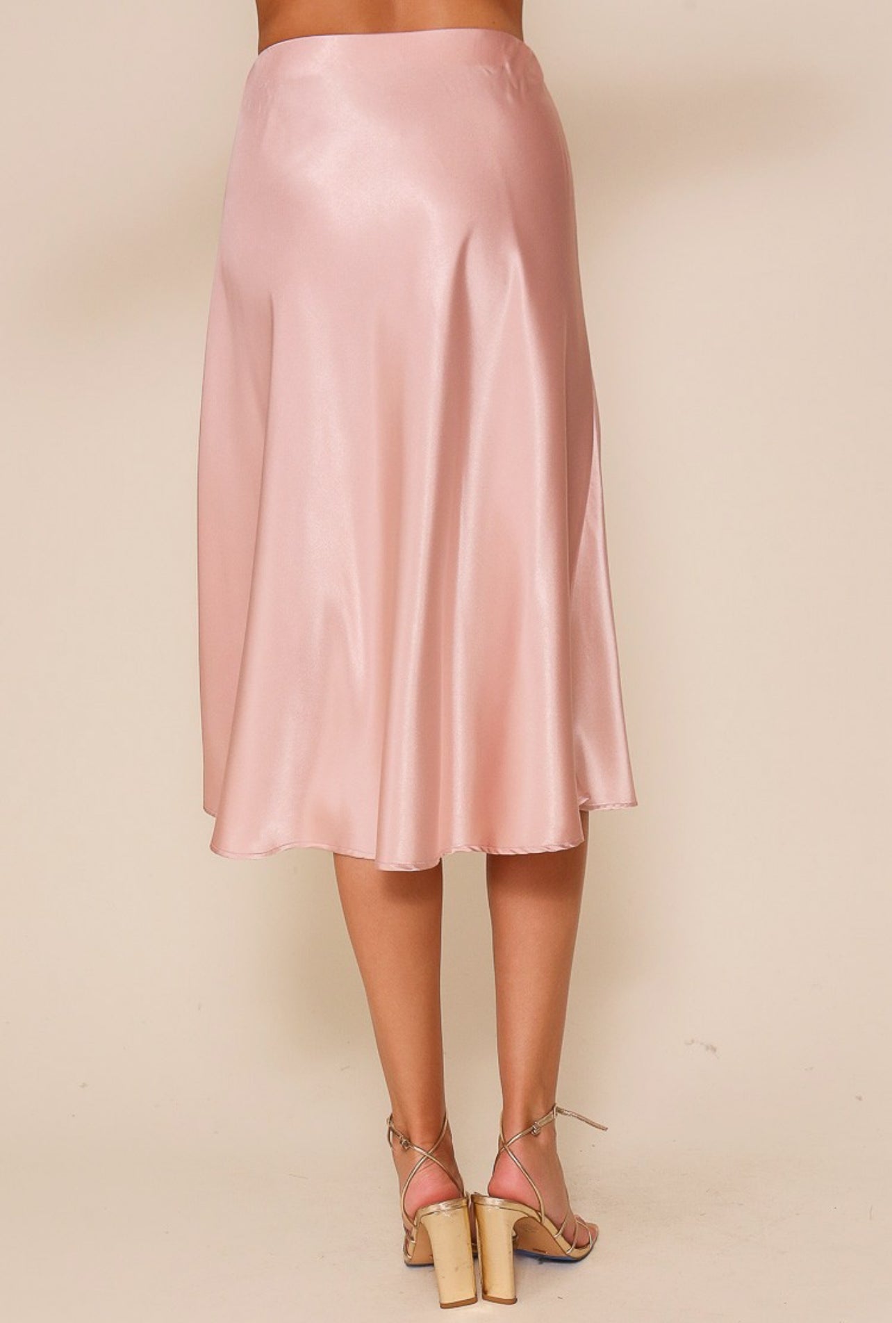 Sophisticated And Romantic Satin Skirt In Dusty Pink
