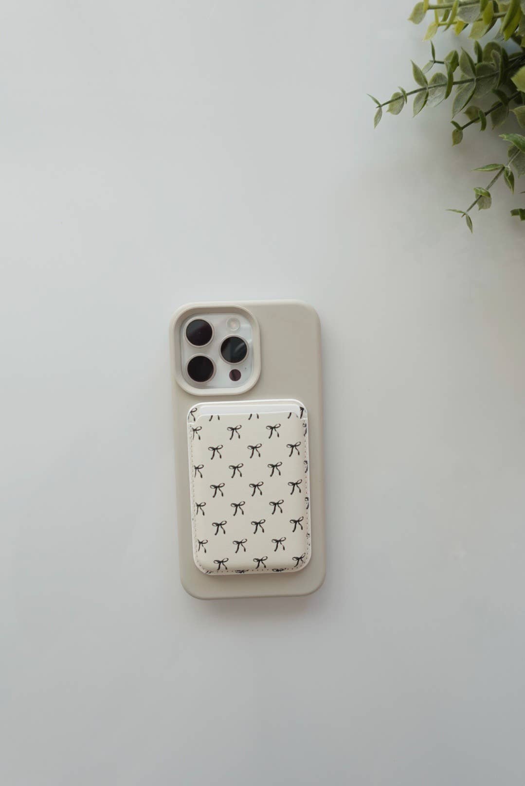 Magnet Phone Wallet, Iphone Magnetic Wallet, Magnet cash wallet: Black Ribbon Bow