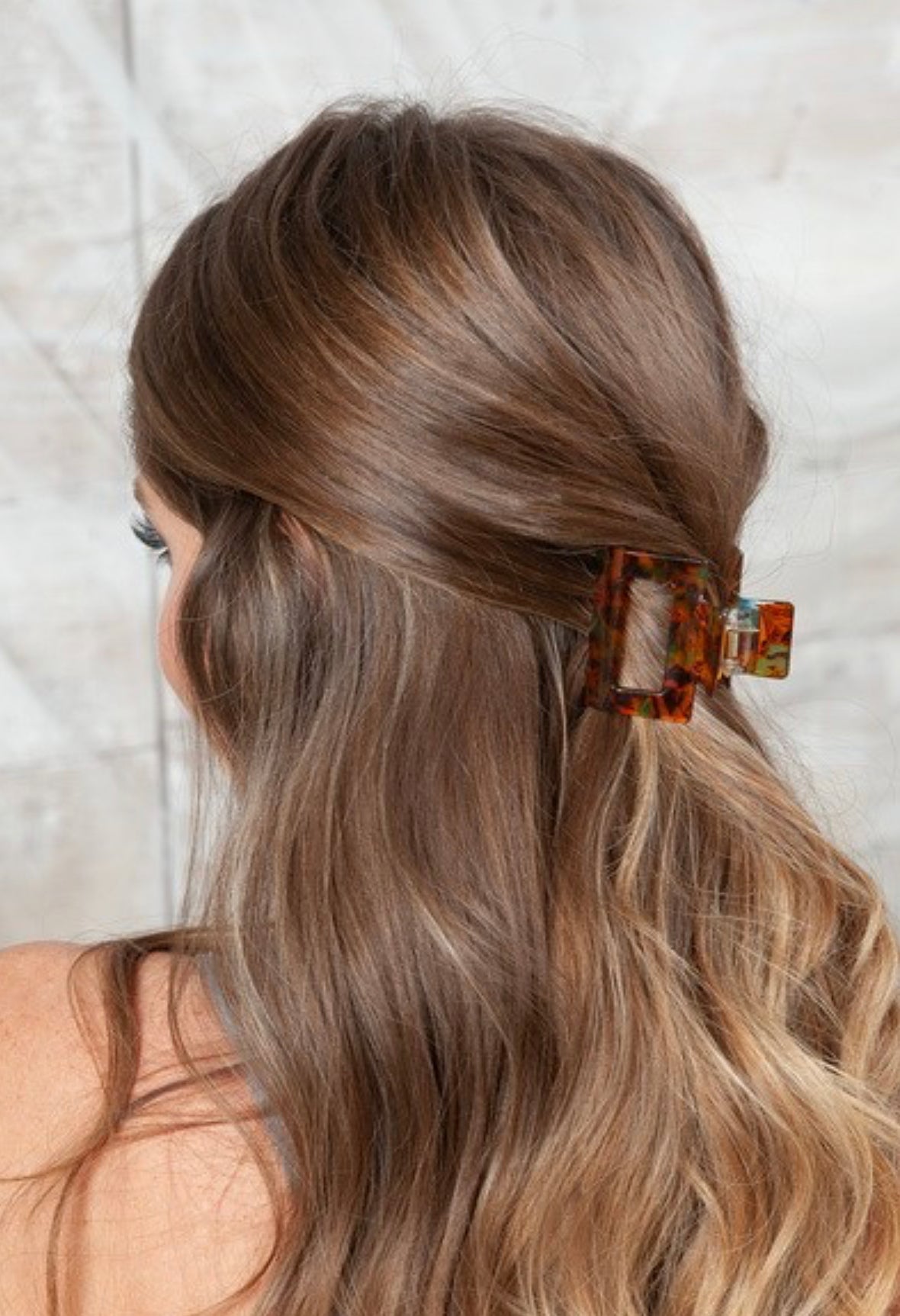 Stand Out Claw Clip