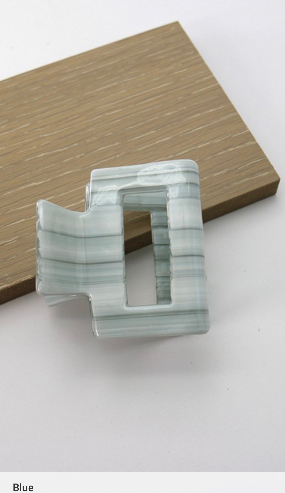 Stand Out Claw Clip