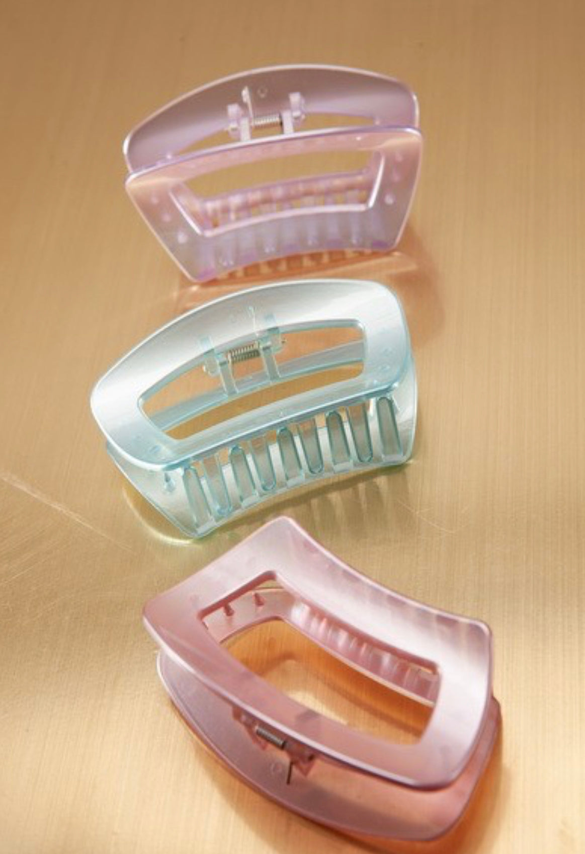 Iridescent Claw Clip