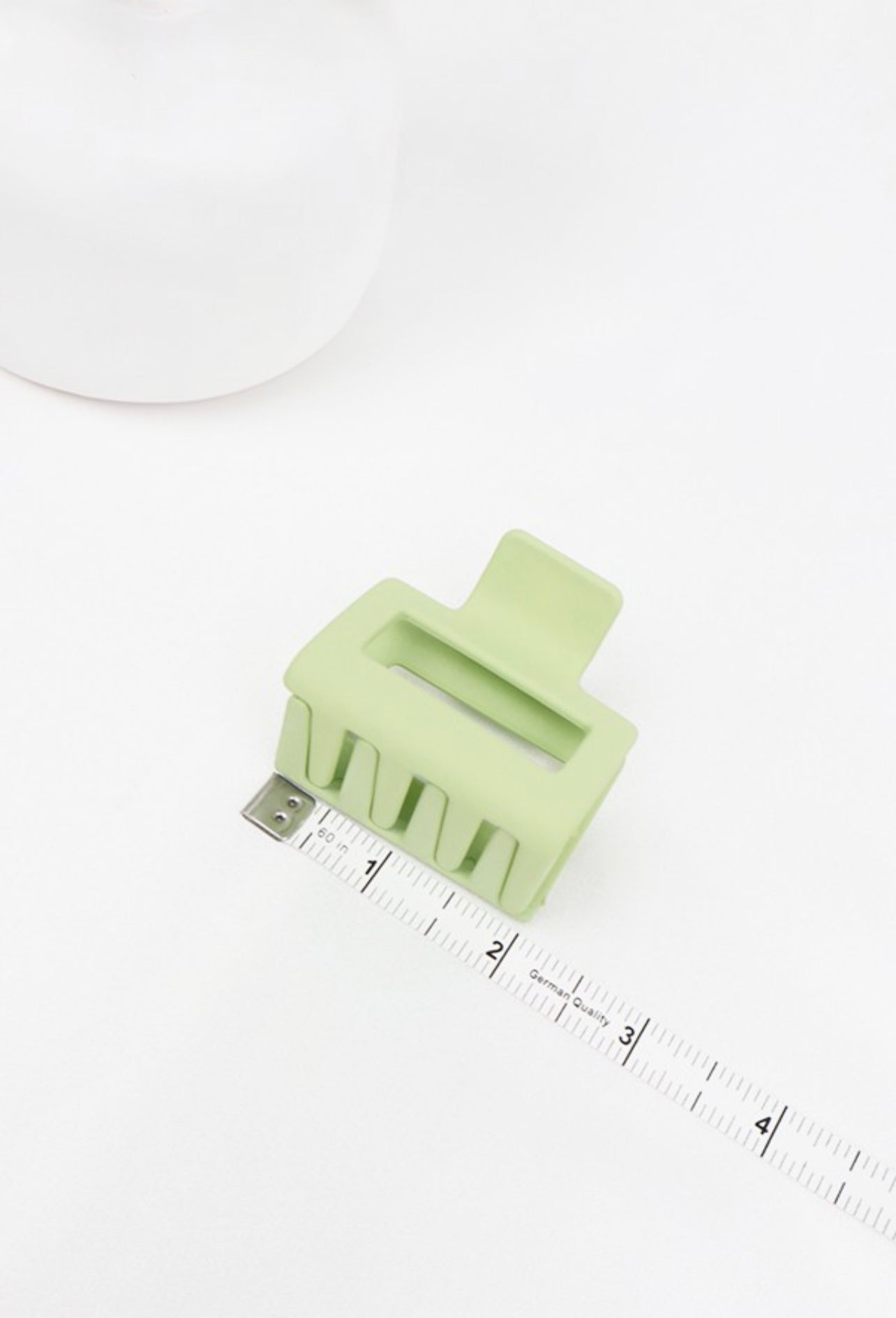 Small Cut Out Claw Clip