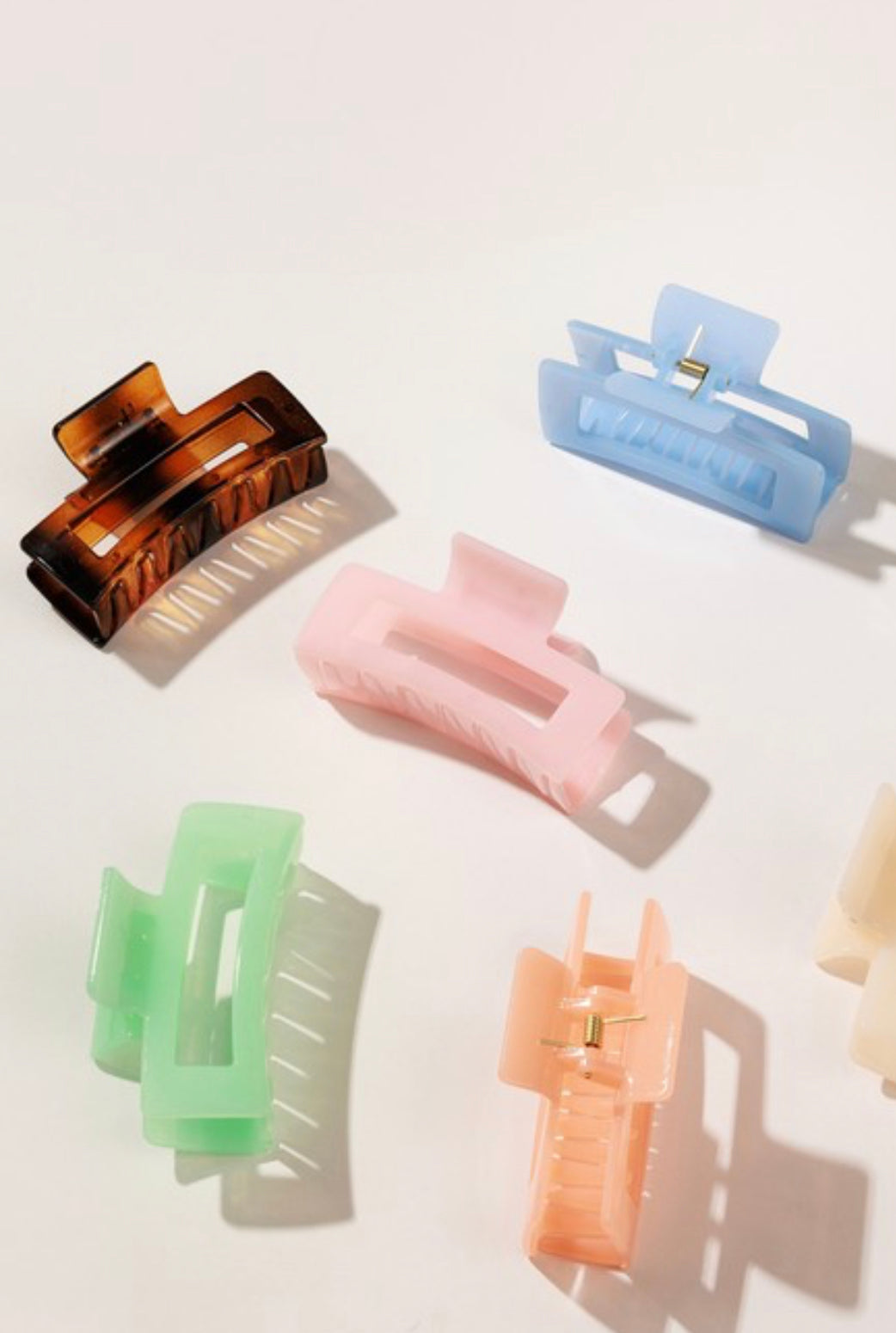 Matte Claw Clip