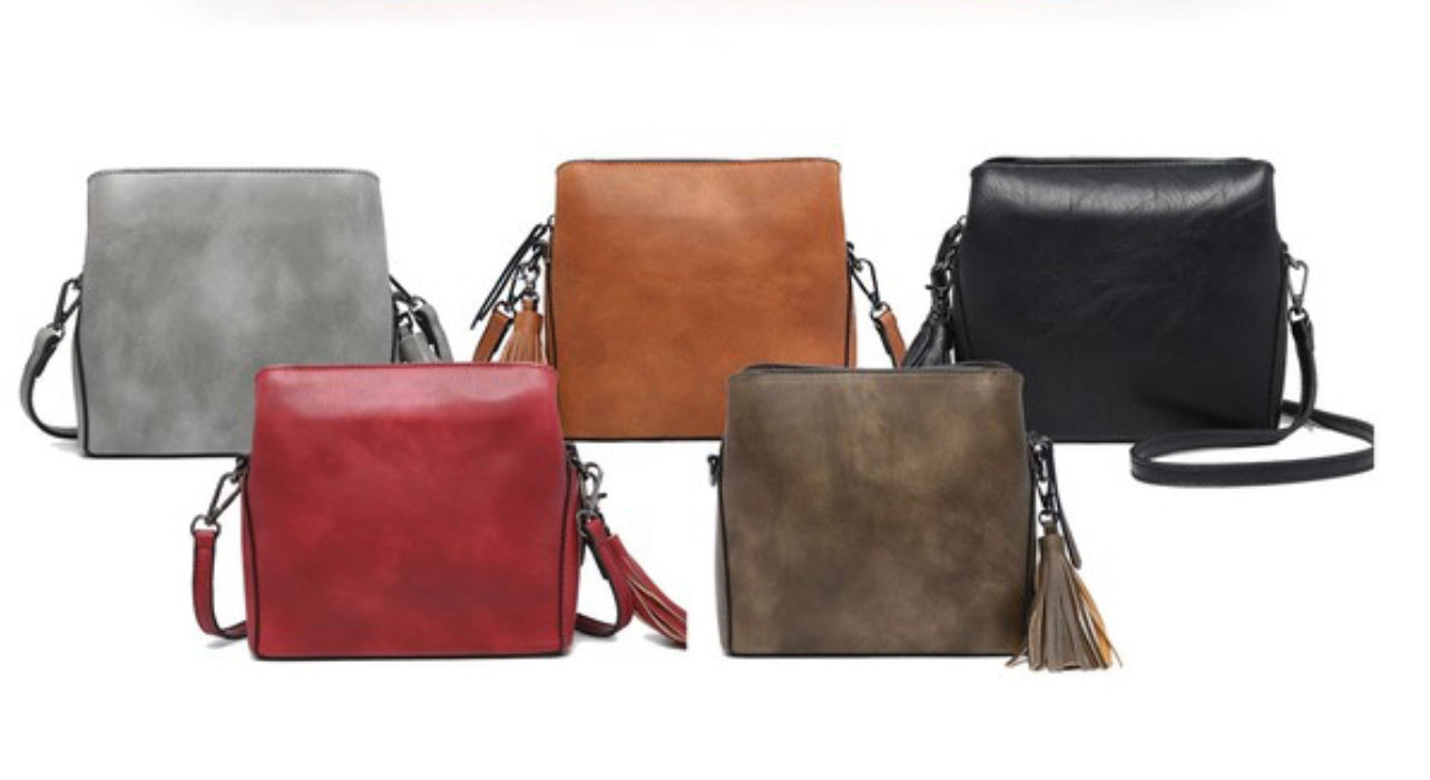 Elizabeth Crossbody