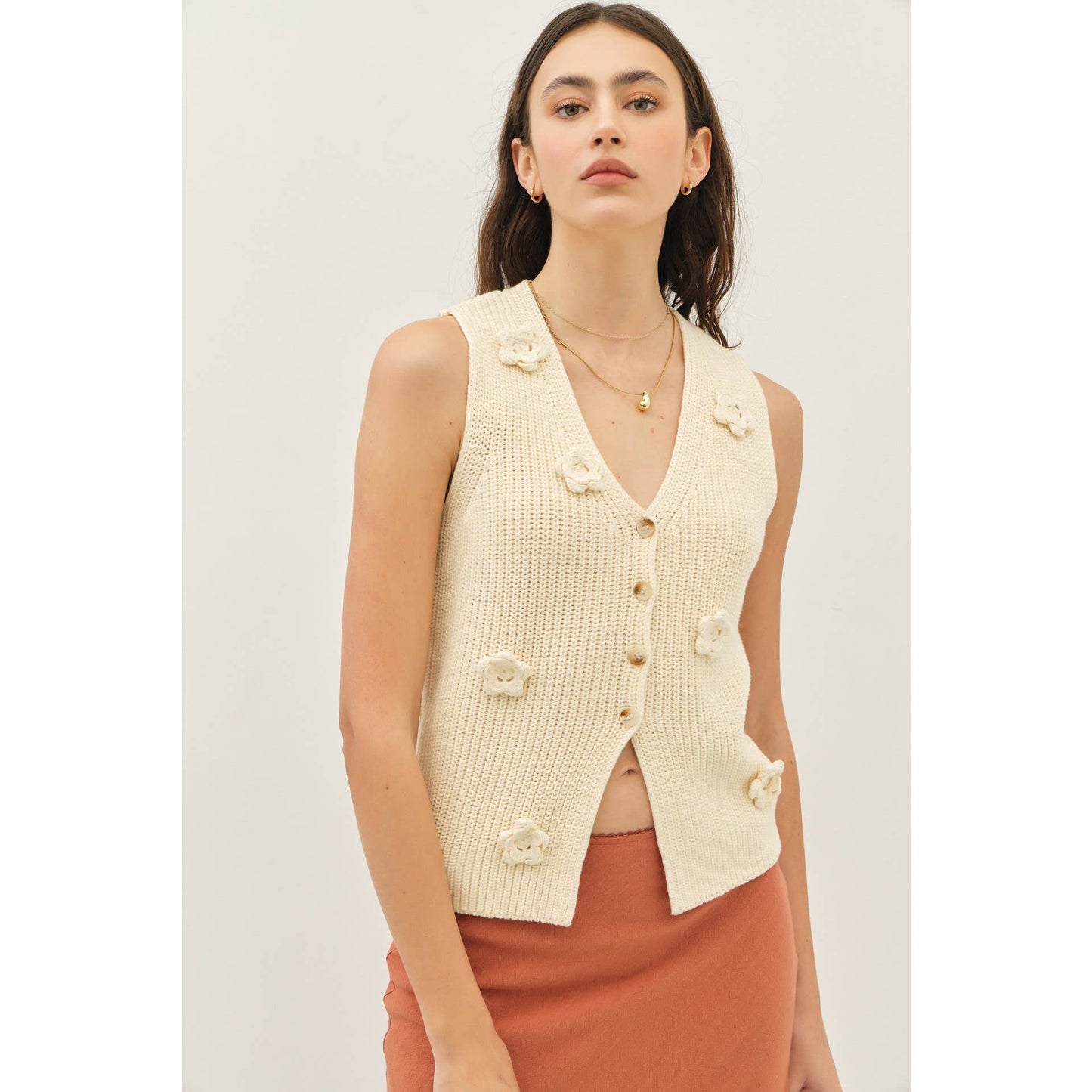 Seasonless Romantic Sweater Vest