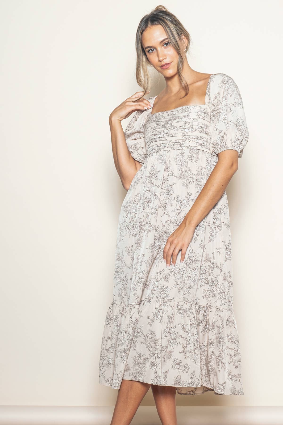 Romantic Pleats Dress