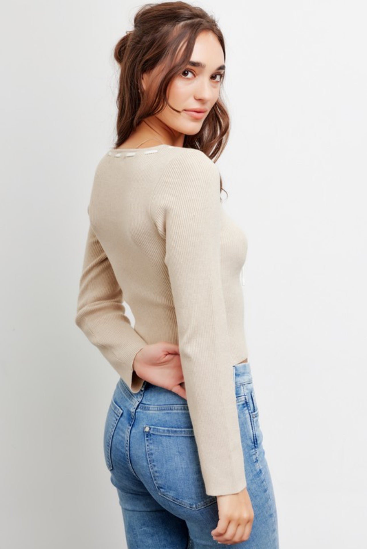 Tied Life Sweater Top In Natural