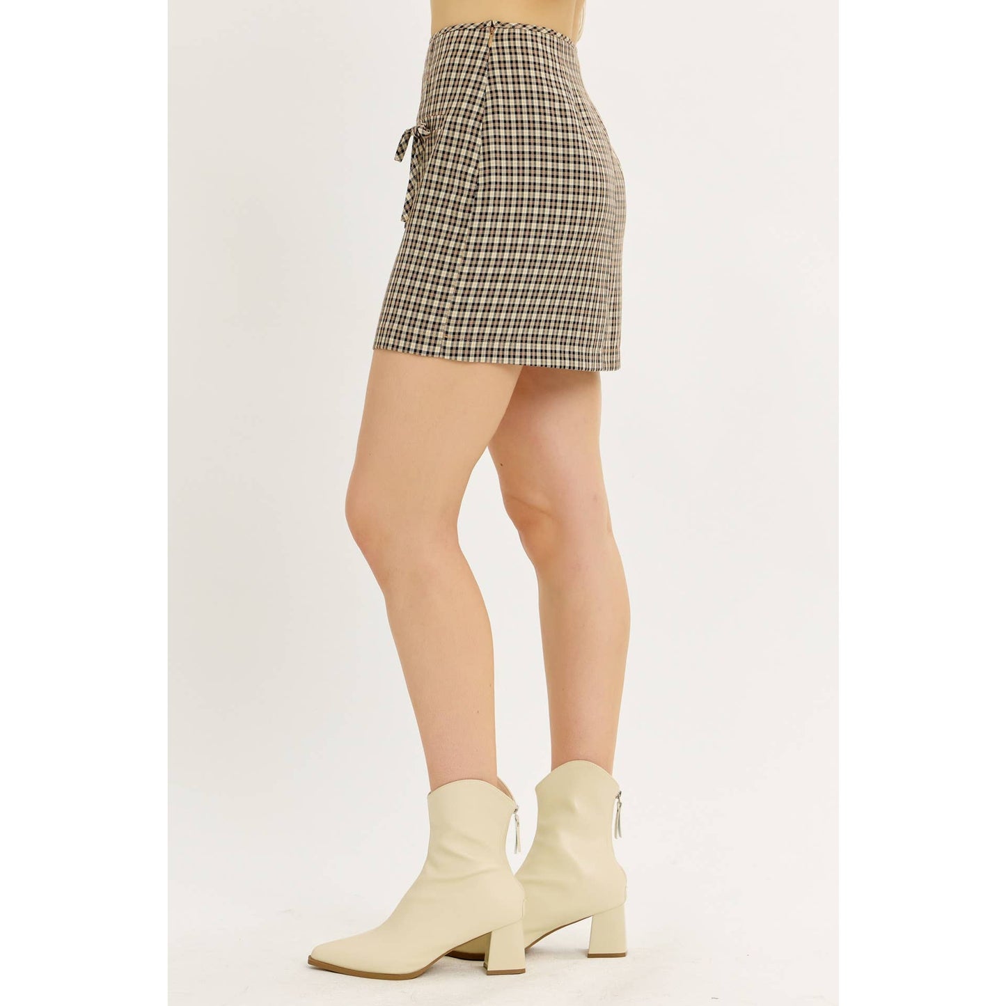 Preppy And Feminine Skirt