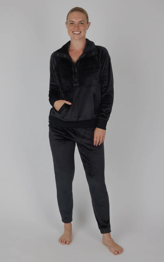 Butter Me Up Joggers In Black