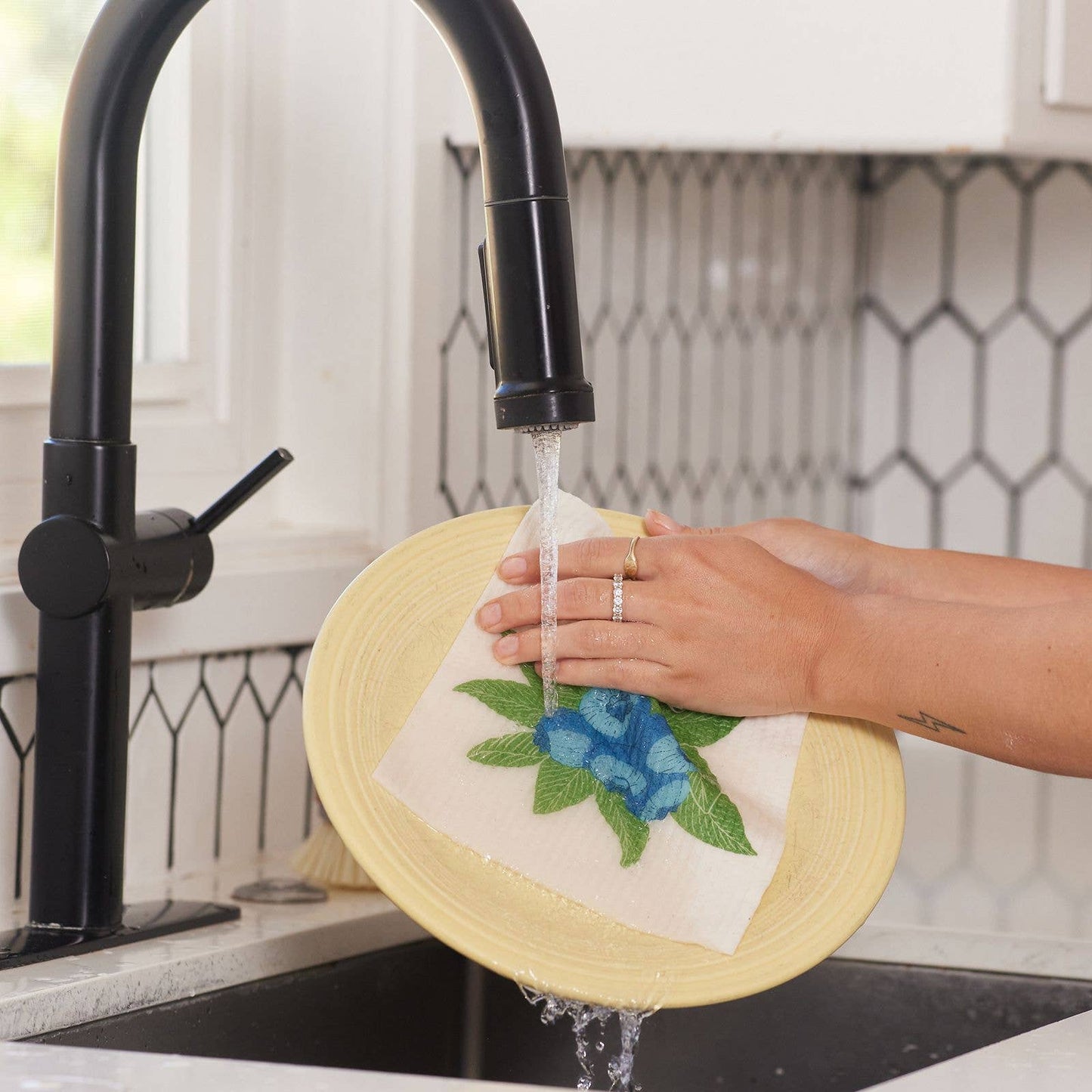 BLUEBERRY BUNCH blu Cloths, set of 2