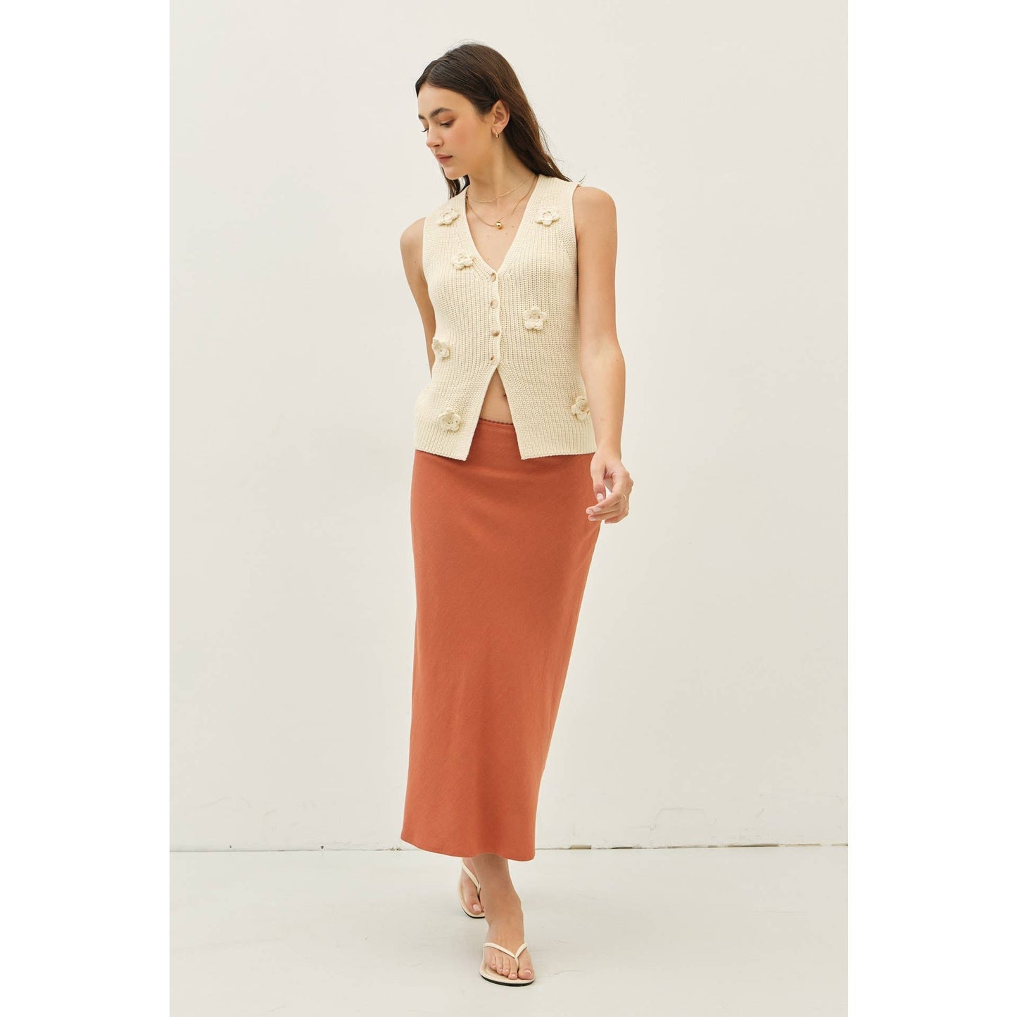 Seasonless Romantic Sweater Vest