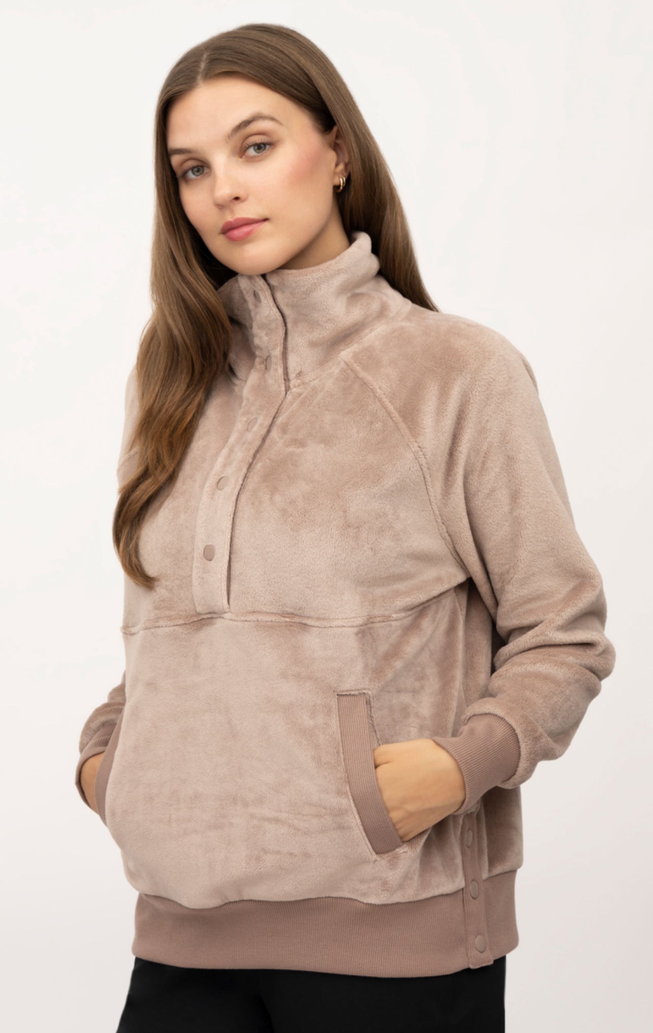 Butter Me Up Pullover In Black