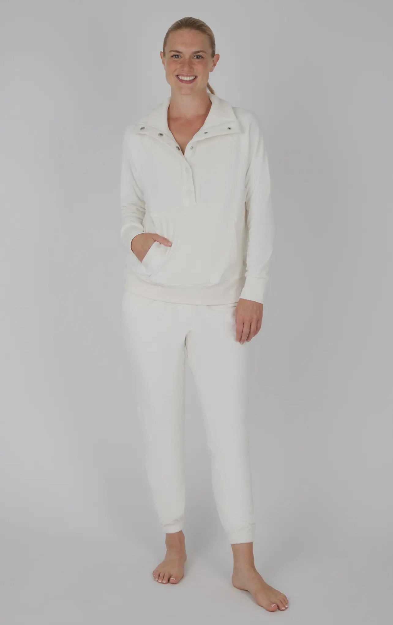 Butter Me Up Joggers In Cream