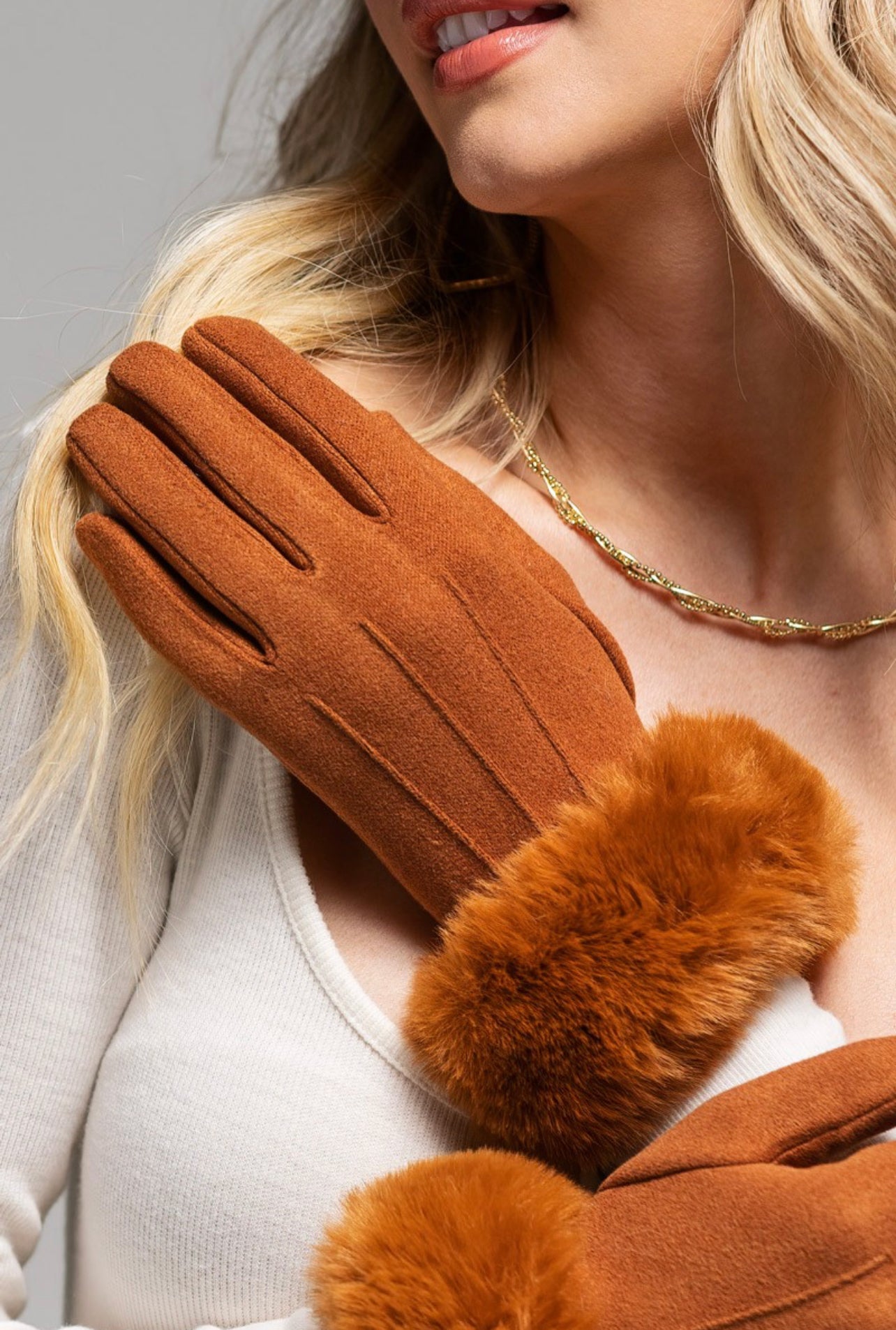 Luxurious & Warm Gloves