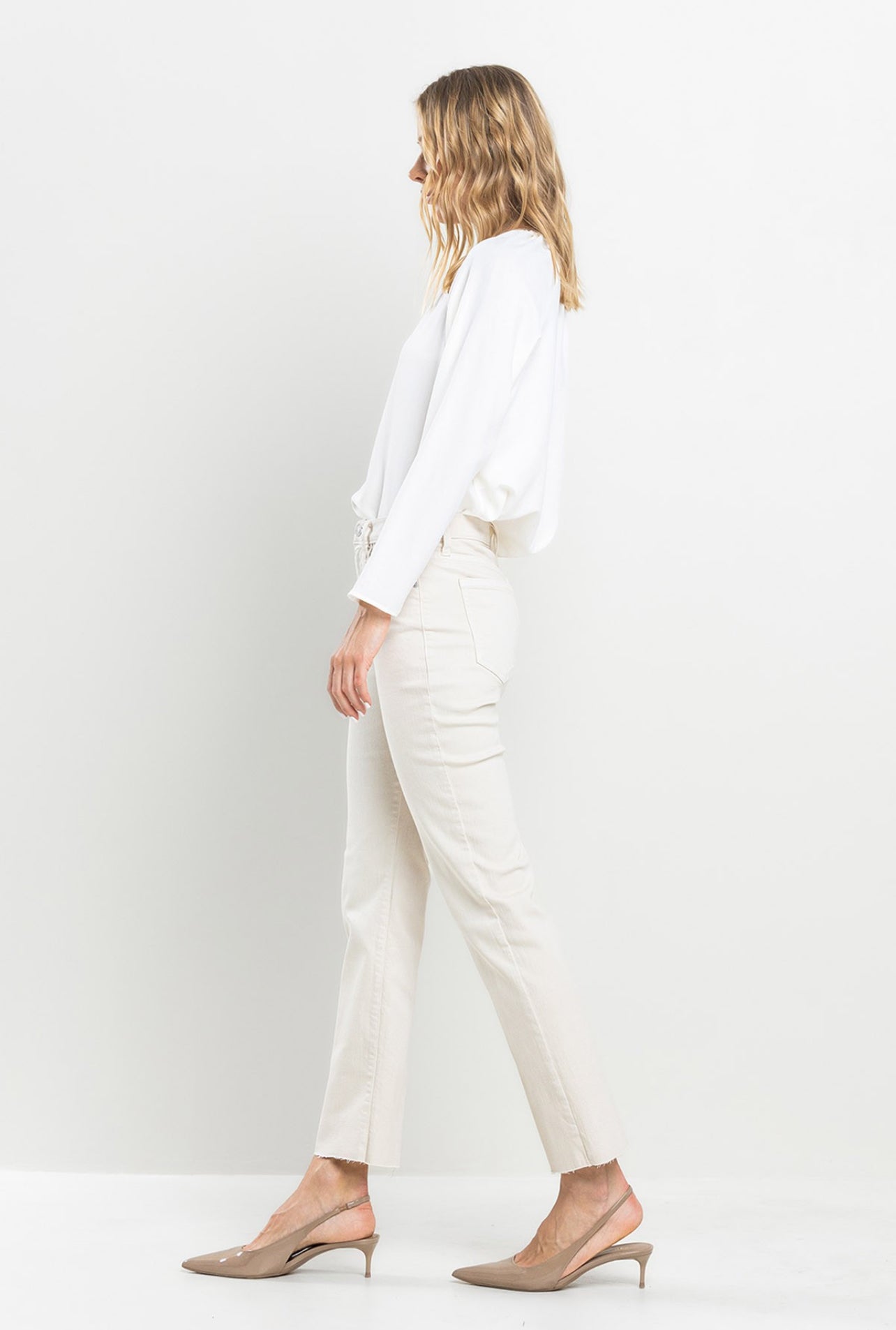 Whisper White HR Straight Jean