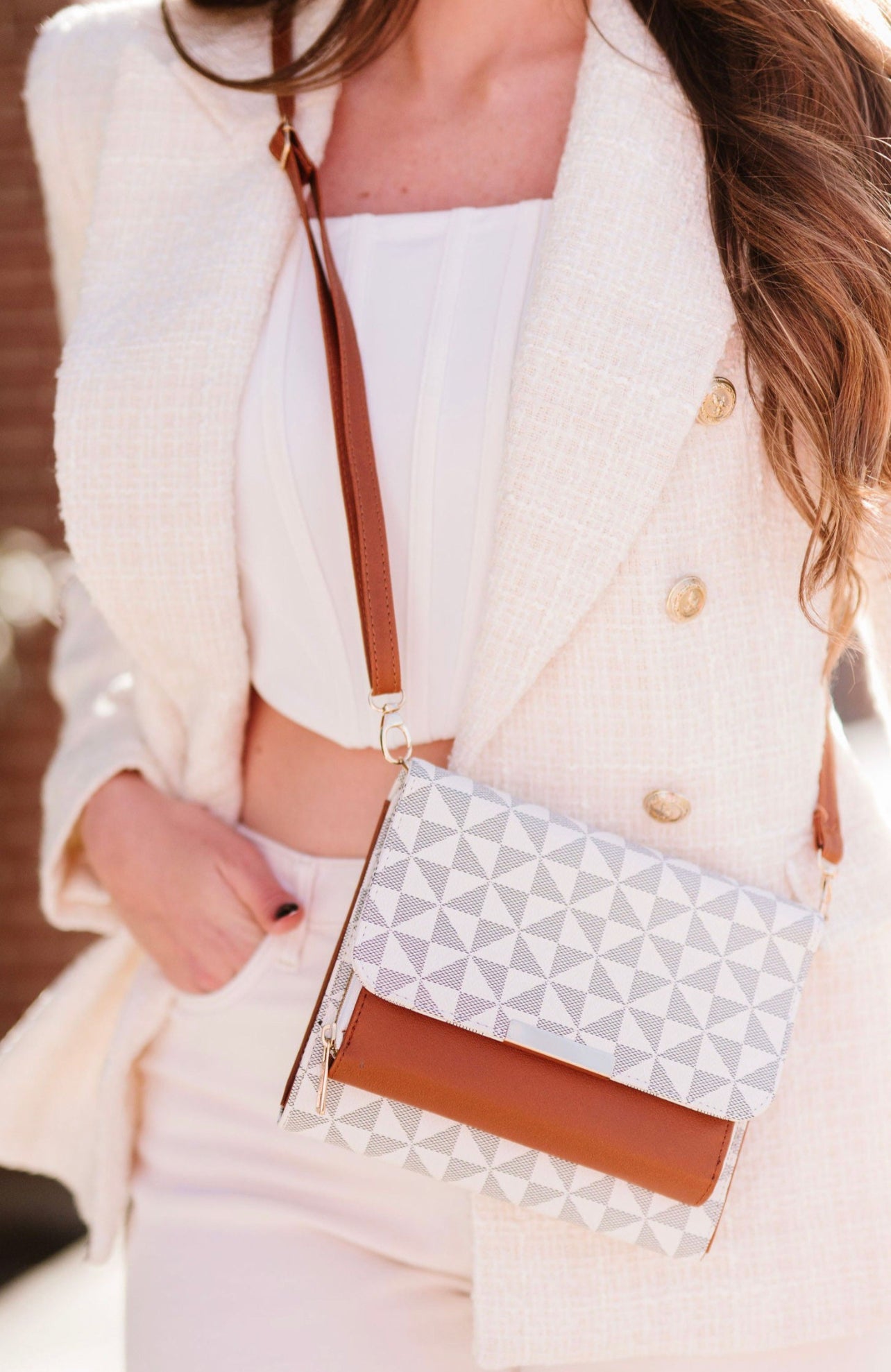 Claire Clutch & Wallet Crossbody In Cream Pinwheel