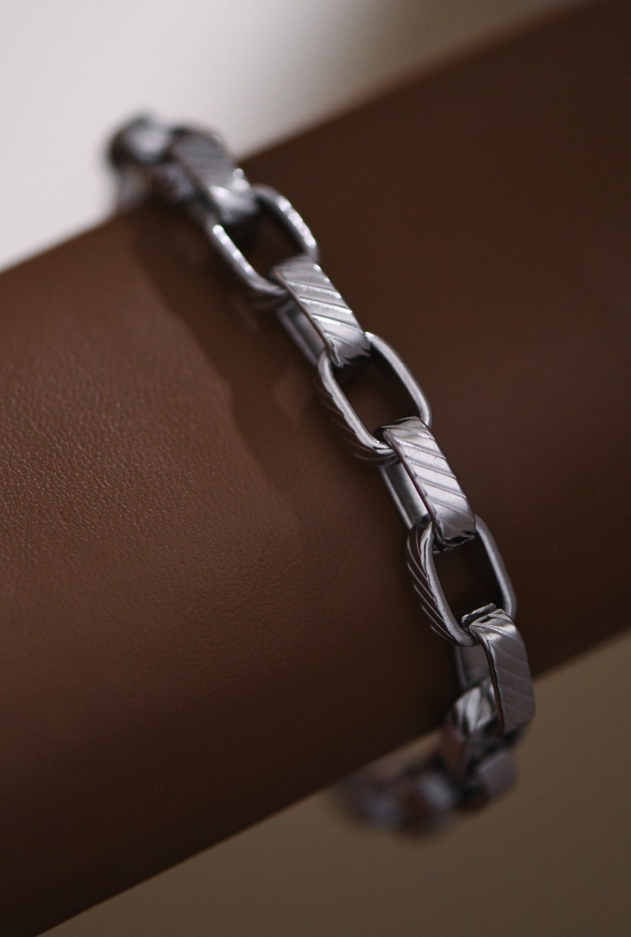 Box Chain Link Bracelet In Silver