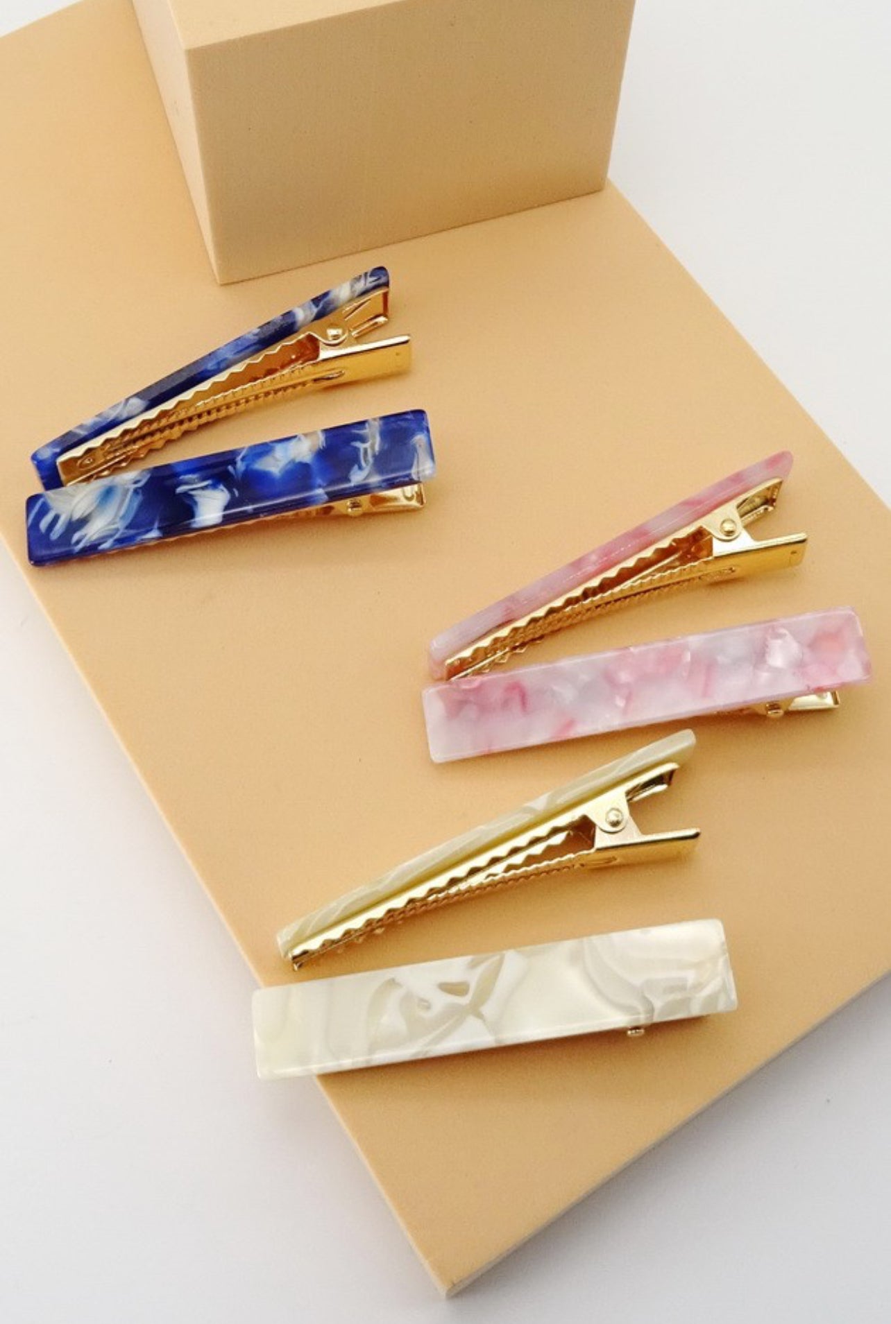 Marbled Effect Hair Clips