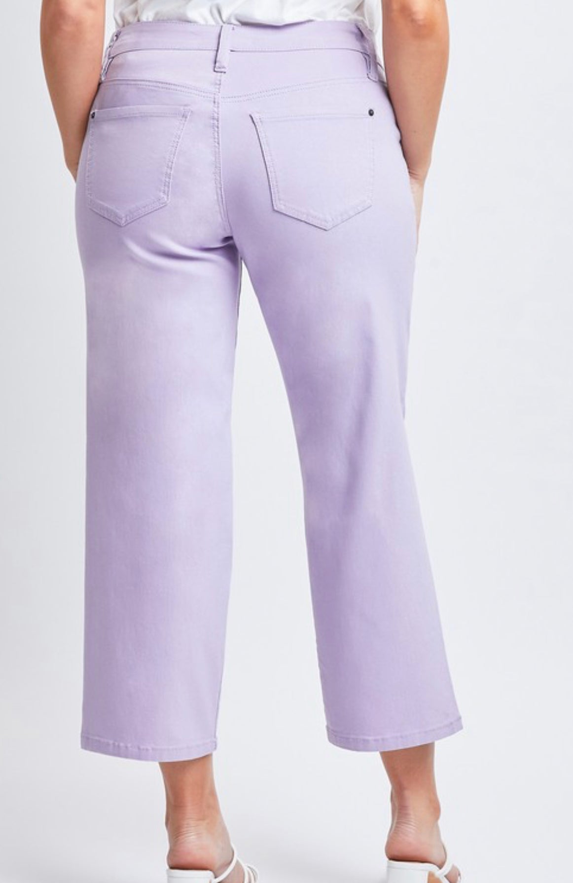 Molly High-Rise Wide Leg Pant In Lavender