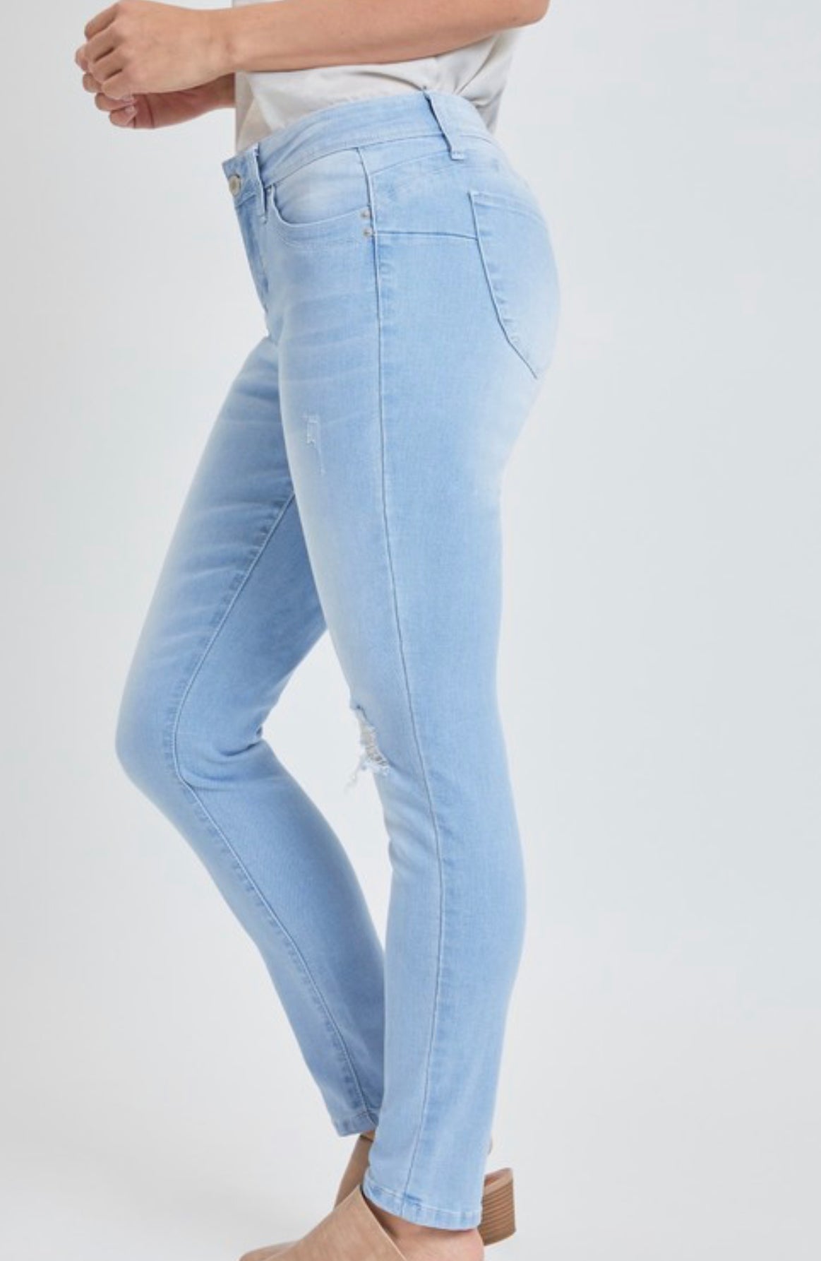 Missy Mid-Rise Skinny Jeans